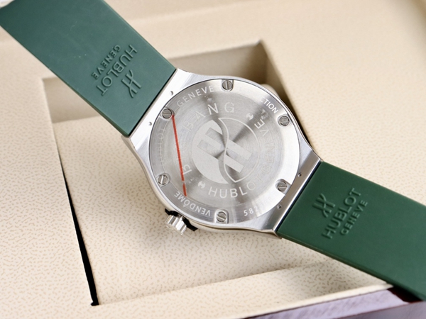 ウブロコピー時計全体デザイン